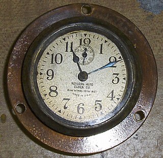 320 1 1929CordClock2